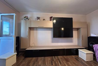 Apartament cu 2 camere decomandat, mobilat în Radu Negru - 3