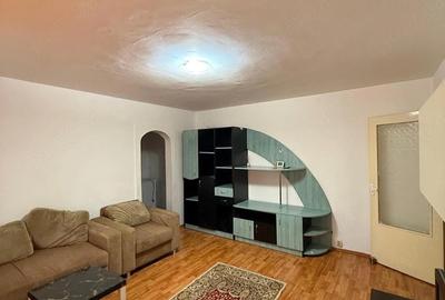 Apartament cu 2 camere semidecomandat în Lăpuș