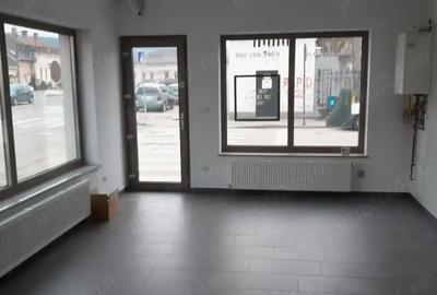 Spațiu comercial, de 30 mp, în Central - 2