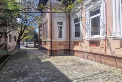 Casă cu 4 camere cu Teren 580 Mp în Rudului - 2