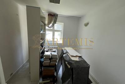 Apartament de 4 camere, decomandat, zona Independentei - 2