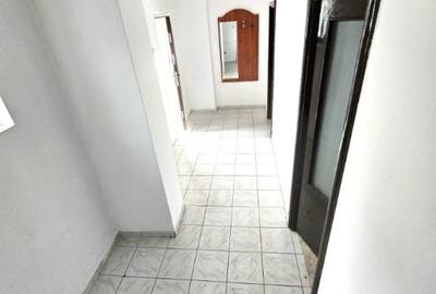 Spațiu comercial, de 50 mp, în Central - 1