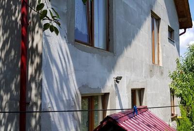 Casă cu 5 camere cu Teren 1200 Mp în Central - 12