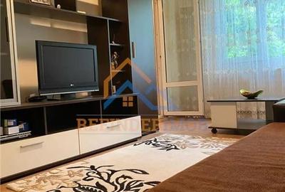 Apartament de 3 camere de vanzare, zona Titan - 2