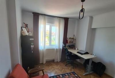 Vanzare apartament 2 camere in vila - 2