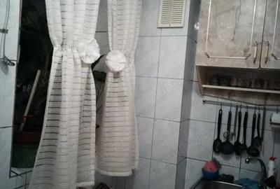 Apartament cu 2 camere în Micro 15 - 1