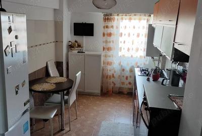 Apartament cu 3 camere decomandat în Unirii Sud - 1