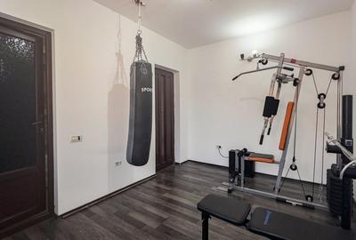 Vila D+P+1E cu 7 camere in Eforie Nord - ideal investitie - 18