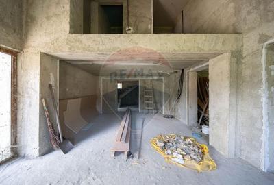 Casă individuală cu 8 camere cu Teren 622 Mp în Moieciu de Jos - 33