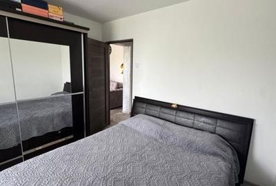 Apartament cu 3 camere semidecomandat în Calea București - 6