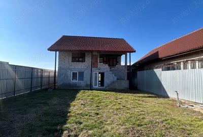 Casă cu 2 camere cu Teren 600 Mp în Central - 5