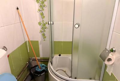 Garsonieră nedecomandată în Central - 1