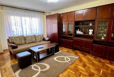 Apartament cu 3 camere decomandat în Dacia - 4