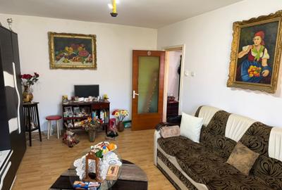 Apartament cu 2 camere decomandat în Noua - 4