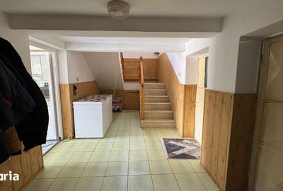 Casă cu 5 camere cu Teren 2011 Mp în Central - 12