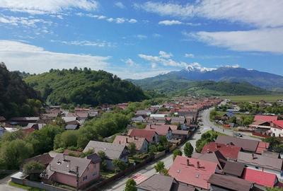 Casă Săsească autentică de vânzare în Râșnov | Teren 720 mp | toate utilitățile