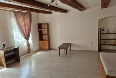 Apartament la casa spatios - 1