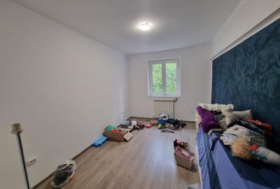 Aviatori-bloc tip vila- 2 camere- renovat recent- boxa pe acte si pod - 3