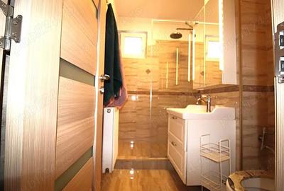 Apartament cu 3 camere in zona Centru, langa Banca Nationala - 1