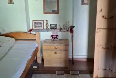 Casă cu 4 camere cu Teren 670 Mp în Central - 15