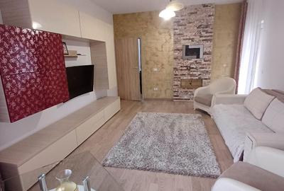 Apartament cu 2 camere decomandat în Tractorul - 7