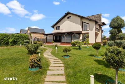 Casă cu 5 camere cu Teren 1644 Mp în Sânpetru - 4