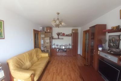Apartament cu 2 camere semidecomandat în Dărmănești - 1