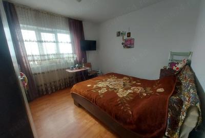 Apartament cu 3 camere decomandat în Micro 11 - 7