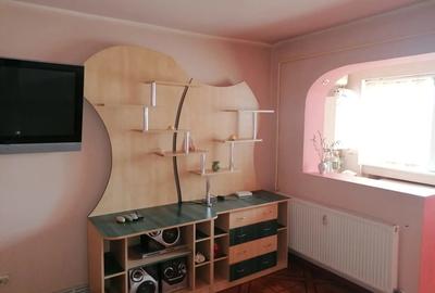 1cam mob.utilat general et4 1200lei - 5