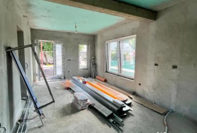 Casă cu 5 camere cu Teren 250 Mp în Central - 9