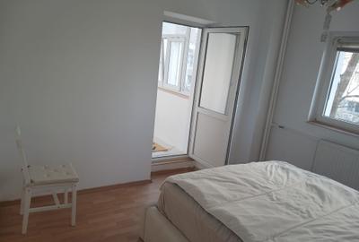 Apartament cu 3 camere semidecomandat în Drumul Taberei - 8