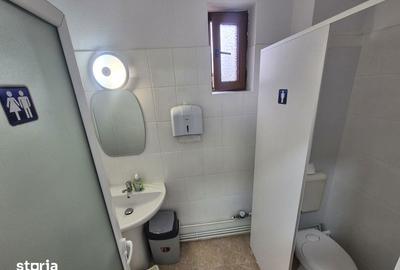 Casă cu 6 camere cu Teren 300 Mp în Central