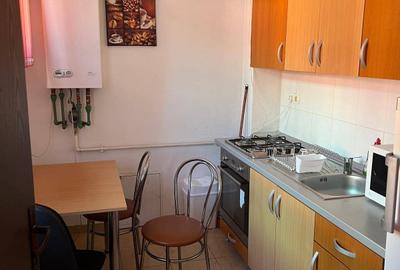 Apartament 1 cameră de vânzare, Centru, P-ța Mihai Viteazu - 2