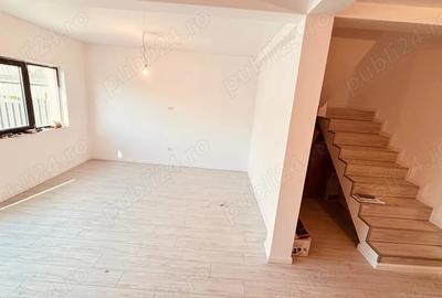 Vand casa 3 camere 2 bai , 1 balcon, 1 terasa , 2 locuri parcare , 2 aer conditionat - 10