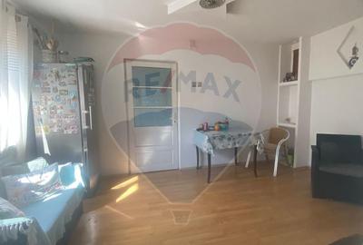 DE VANZARE Casa Oras Budesti/Jud Calarasi in zona Centrala - 8