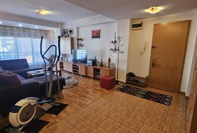 Apartament cu 4 camere decomandat în Aradului - 4