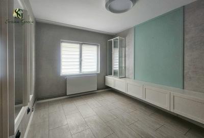 Birou individual in spatiu compartimentat in 4 camere situat in Racadau - 4