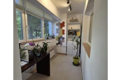 Apartament cu 3 camere decomandat în Muncii - 4