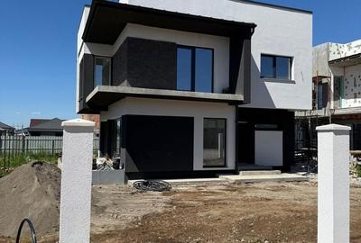 Casă cu 4 camere cu Teren 417 Mp în Tărlungeni