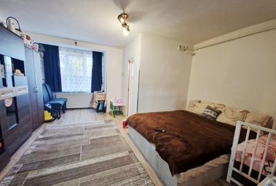 Garsoniera de vanzare, 30 mp, strada Margeanului - 5