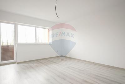 Apartament cu 2 camere decomandat în Sânpetru - 3