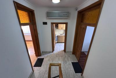 Vila individuală P+2+M.Construita în 2005 - 10