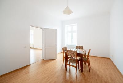 Apartament cu 4 camere semidecomandat în Complex Studențesc - 2