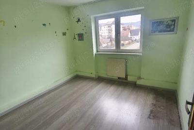 Apartament cu 2 camere decomandat în Central - 3