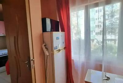 Zona Calea Martirilor - apartament cu o camera - 8