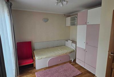 Casă cu 4 camere în Bărcănești - 4