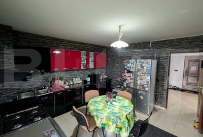Casă cu 4 camere cu Teren 168 Mp în Central - 7