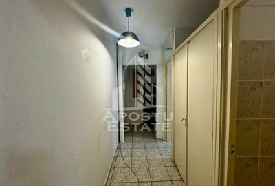 Apartament cu 3 camere, etaj intermediar, centrala proprie, Girocului - 9