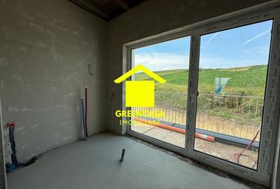 Duplex cu 6 camere cu Canalizare în Iris - 13