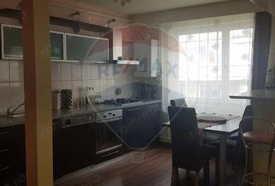 Apartament cu 3 camere, ultracentral, Bd Unirii, de vanzare - 3